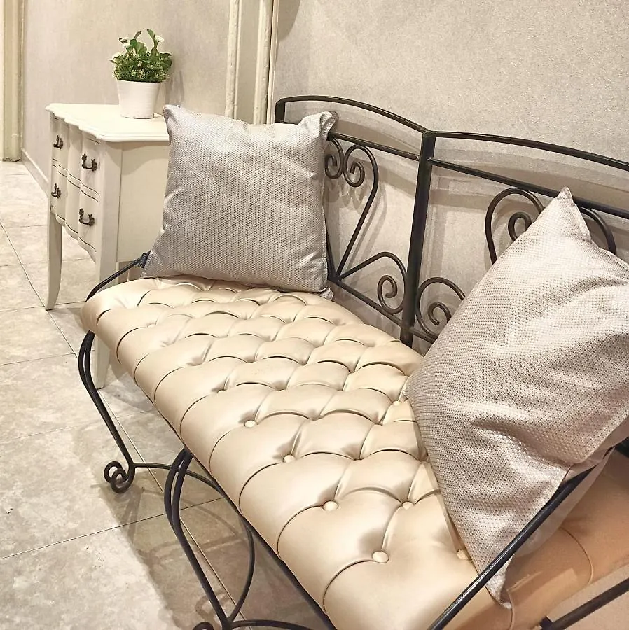 Hostal Orleans Barcelona Guest house