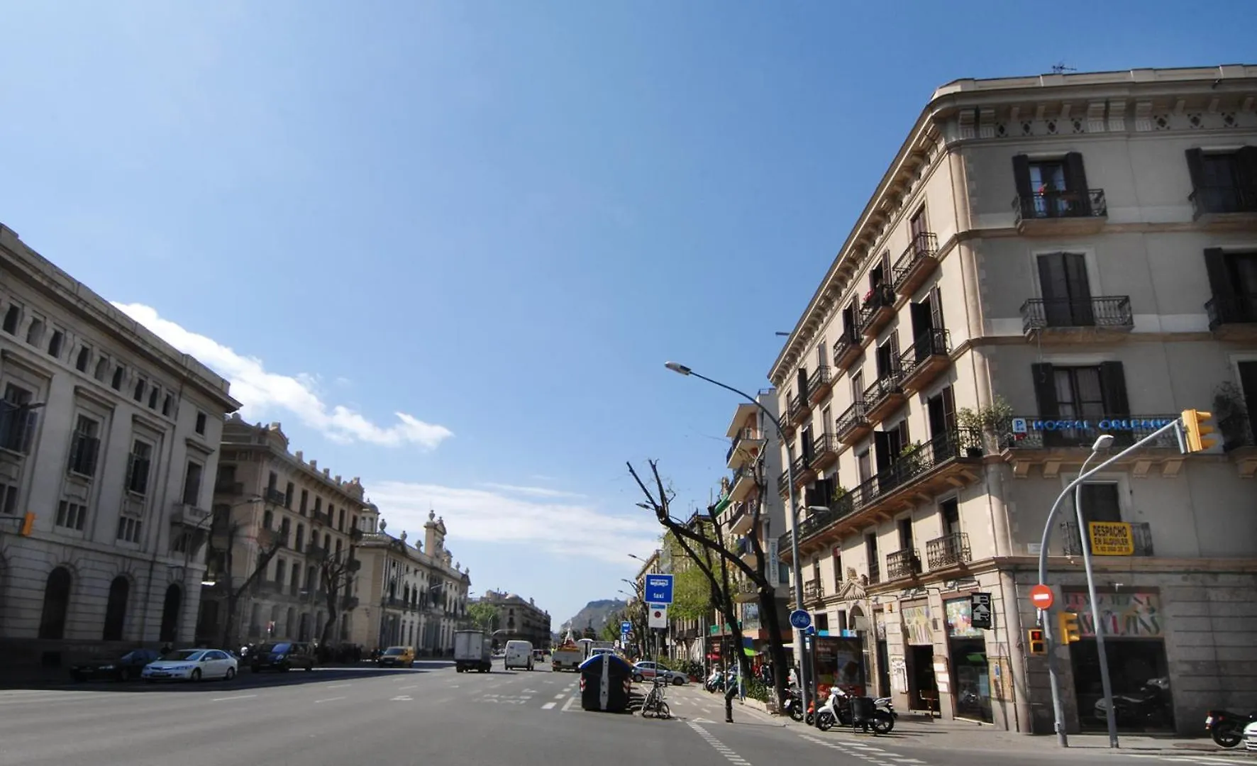 Hostal Orleans Barcelona