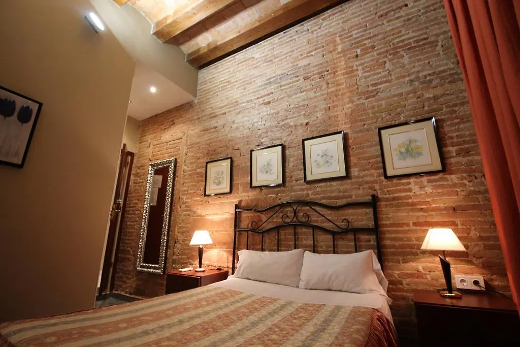 Hostal Orleans Barcelona Guest house